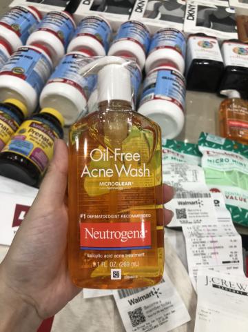 Sửa rửa mặt Neutrogena Oil-free Acne wash